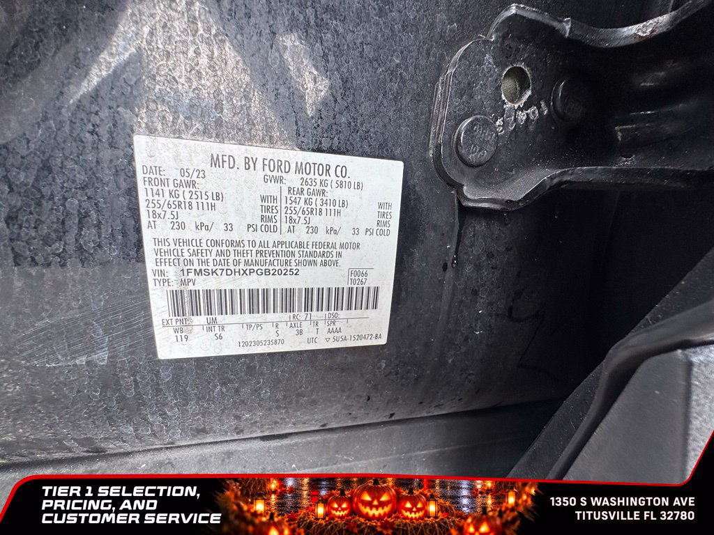 Used 2023 Ford Explorer XLT w/ Equipment Group 202A RWD image 9