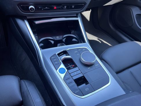 Used 2023 BMW i4 eDrive35 image 12