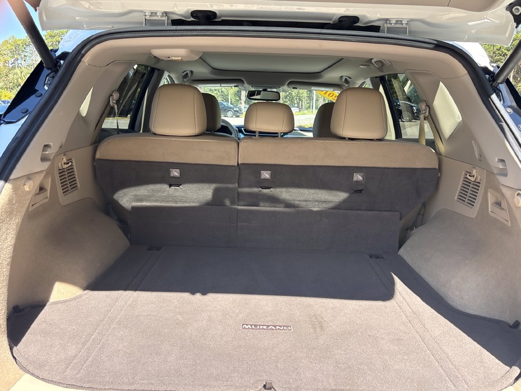 Used 2018 Nissan Murano SL w/ Moonroof Package AWD/4WD image 16