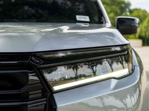 Used 2026 Honda Pilot Black Edition image 11