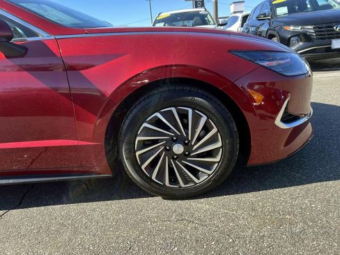 Certified 2023 Hyundai Sonata Limited w/ Cargo Package image 6