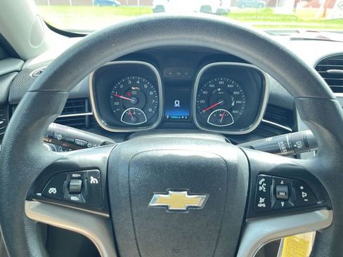 Used 2014 Chevrolet Malibu LS w/ Protection Package FWD image 12