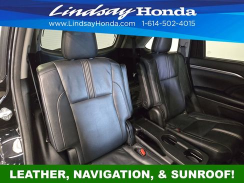 Used 2018 Toyota Highlander SE AWD/4WD image 9