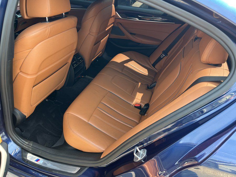 Used 2018 BMW 540i xDrive AWD/4WD image 11