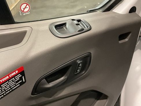 Used 2025 Ford Transit 250 Low Roof w/ Exterior Upgrade Package image 7