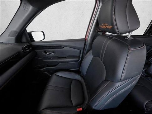 Certified 2023 Honda Pilot TrailSport image 23
