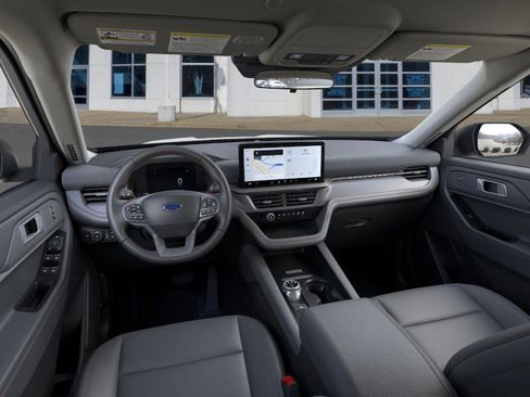 New 2025 Ford Explorer Active w/ Active Comfort Package image 9