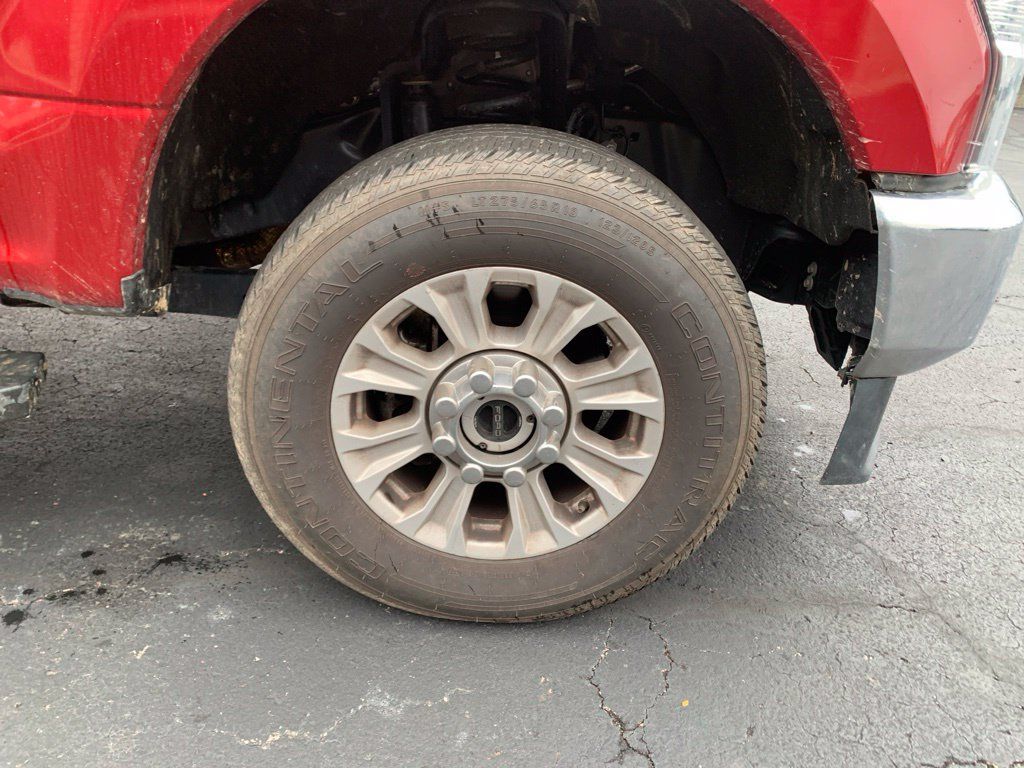 Certified 2022 Ford F350 XLT AWD/4WD image 21