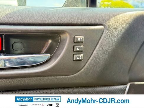 Used 2017 Subaru Outback 2.5i Limited AWD/4WD image 8
