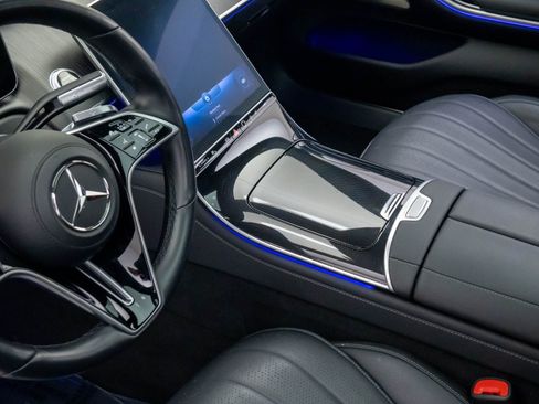 Used 2022 Mercedes-Benz S 500 4MATIC image 11