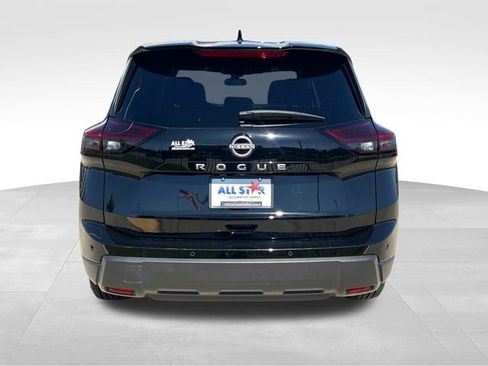 Used 2025 Nissan Rogue SV FWD image 8