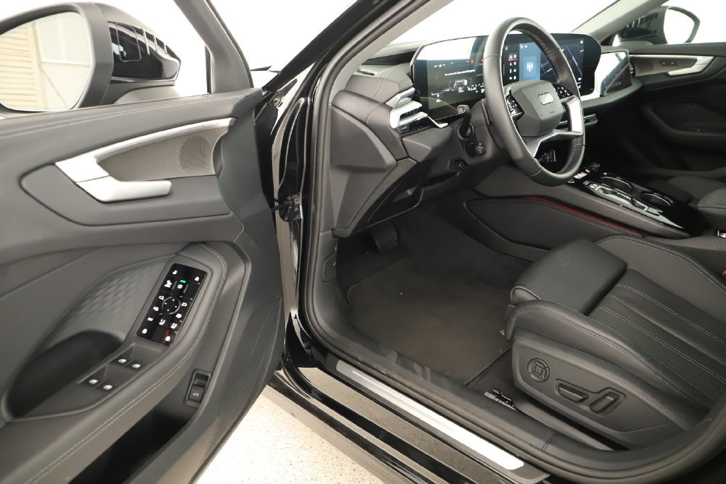 Certified 2025 Audi A5 Prestige AWD/4WD image 14