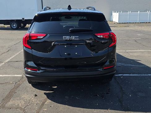 Used 2020 GMC Terrain SLE w/ Driver Convenience Package FWD image 6