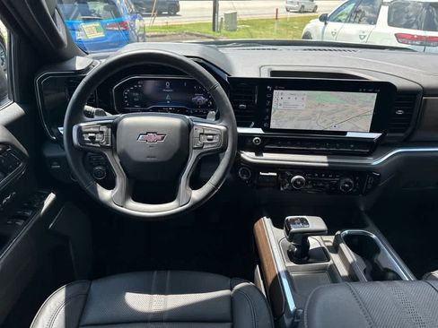 Used 2025 Chevrolet Silverado 1500 High Country w/ Midnight Edition image 11