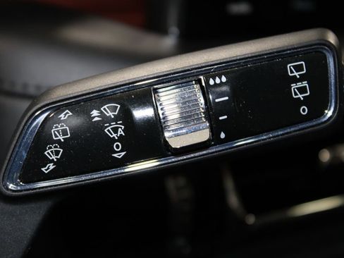 Used 2021 Lincoln Nautilus Reserve w/ Equipment Group 201A image 41