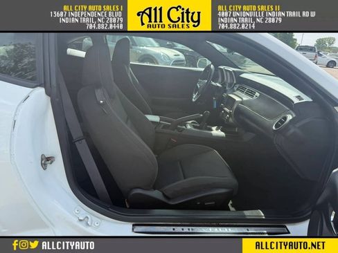 Used 2013 Chevrolet Camaro LT RWD image 12