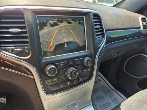 Used 2015 Jeep Grand Cherokee High Altitude AWD/4WD image 16