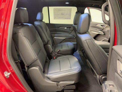 New 2026 Chevrolet Traverse LT w/ Sun and Wheel Package image 30