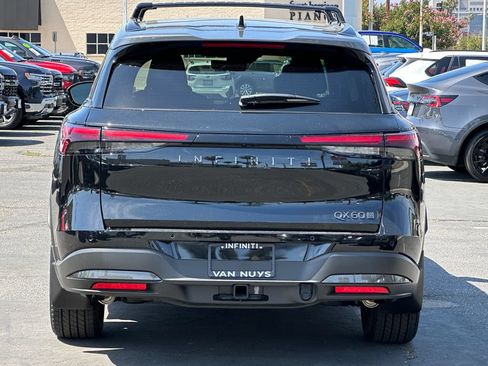 Used 2026 INFINITI QX60 Autograph w/ Dark Cargo Package AWD/4WD image 6