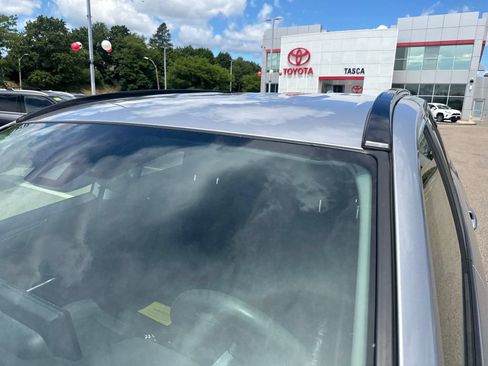 Used 2019 Toyota RAV4 LE w/ All Weather Liner Package AWD/4WD image 42
