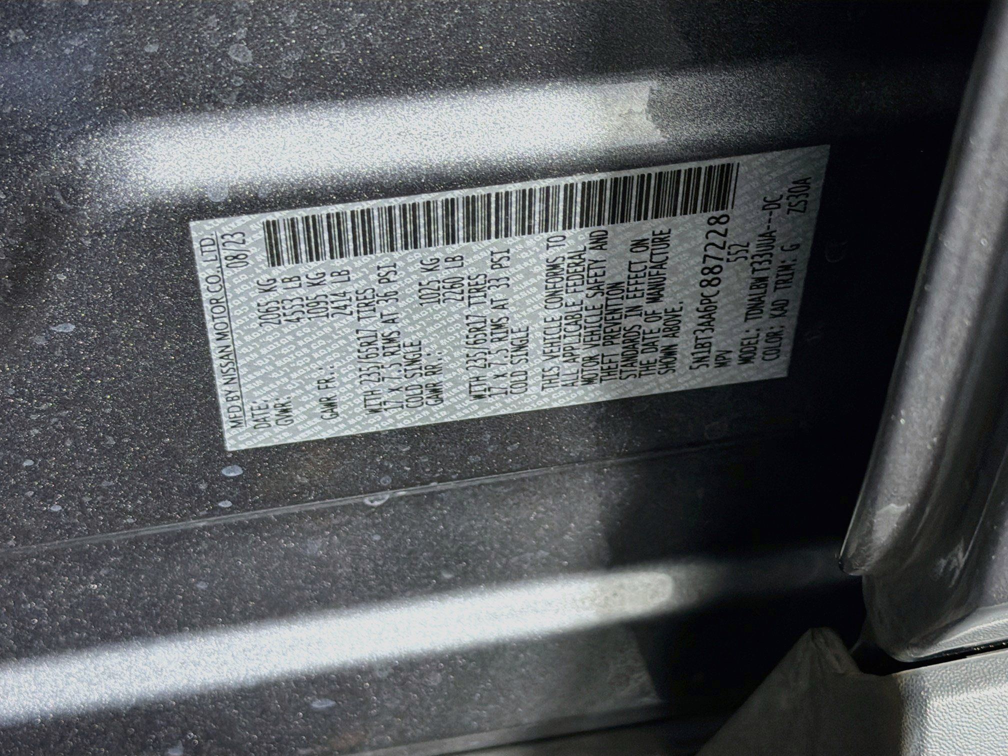 Used 2023 Nissan Rogue S FWD image 12
