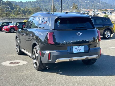 Used 2025 MINI Cooper Countryman SE w/ Comfort Package Max image 3