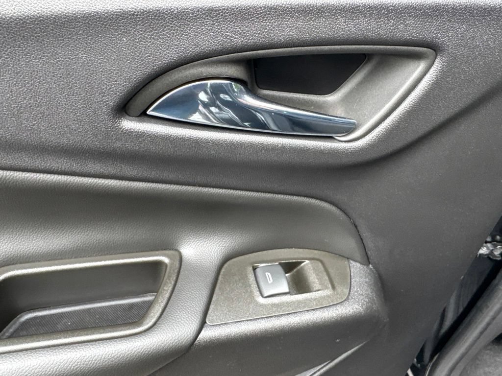 Used 2023 Chevrolet Equinox LT FWD image 35