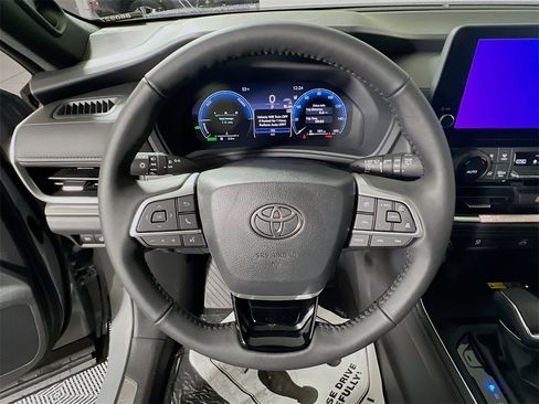 New 2026 Toyota Grand Highlander Nightshade Edition image 11