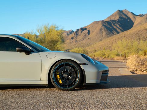 Used 2023 Porsche 911 GT3 RWD image 4