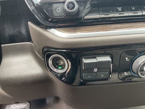 Certified 2025 Chevrolet Silverado 2500 LT w/ Convenience Package image 29