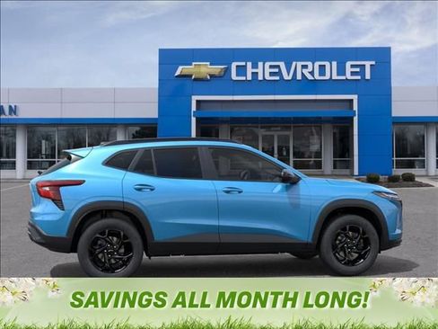 New 2026 Chevrolet Trax LT w/ Driver Confidence Package image 5