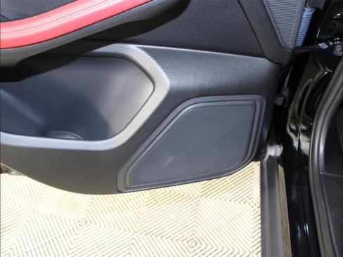 Used 2019 Porsche Macan S image 25