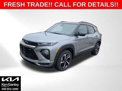 Used 2023 Chevrolet TrailBlazer RS w/ Sun and Liftgate Package AWD/4WD image 1