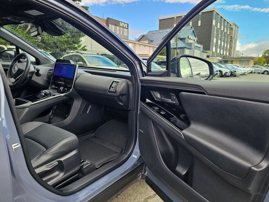 Certified 2023 Subaru Solterra AWD image 11