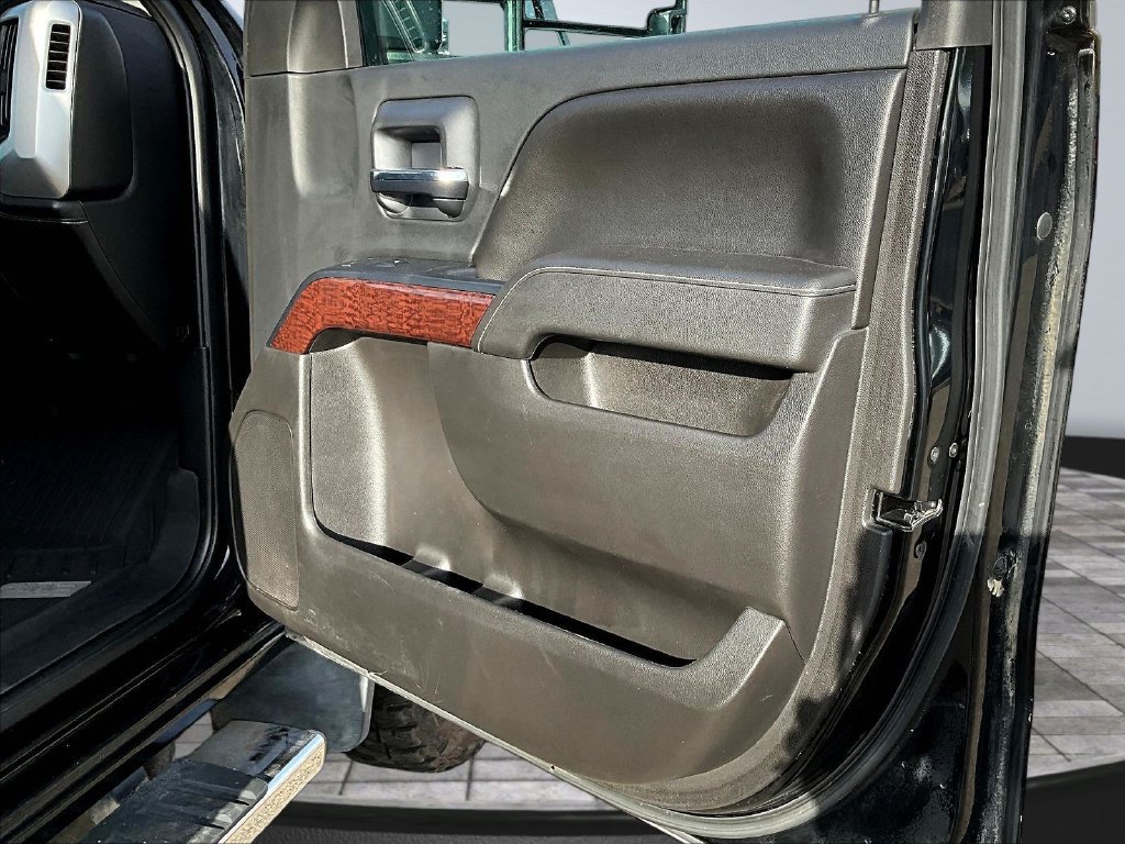 Used 2016 GMC Sierra 2500 SLE w/ SLE Preferred Package AWD/4WD image 30