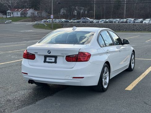 Used 2013 BMW 328i xDrive Sedan AWD/4WD image 4