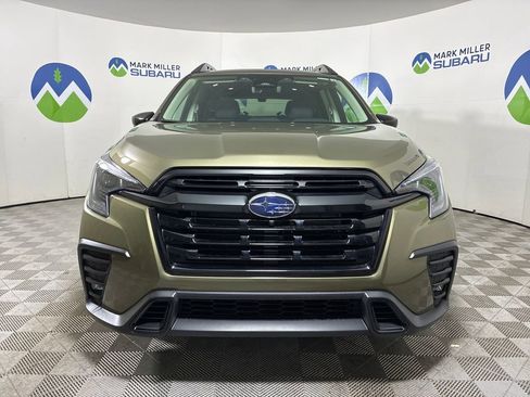 Used 2025 Subaru Ascent Bronze Edition w/ Onyx Package image 2