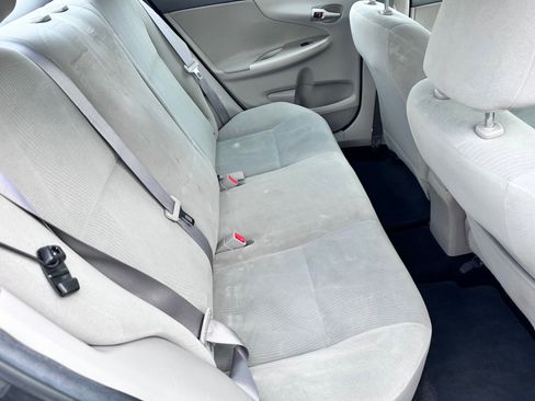 Used 2012 Toyota Corolla LE image 8