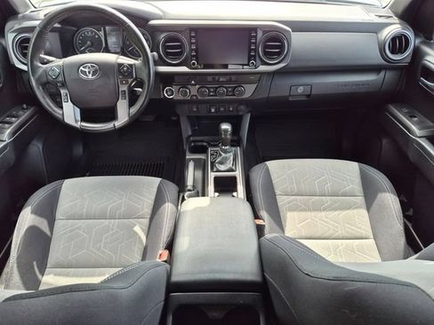 Used 2021 Toyota Tacoma TRD Off-Road AWD/4WD image 16
