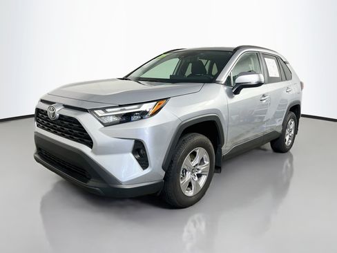 Used 2025 Toyota RAV4 XLE w/ Convenience Package FWD image 10