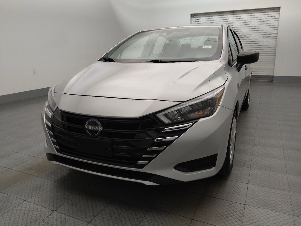 Used 2025 Nissan Versa S w/ Trunk Package FWD image 15