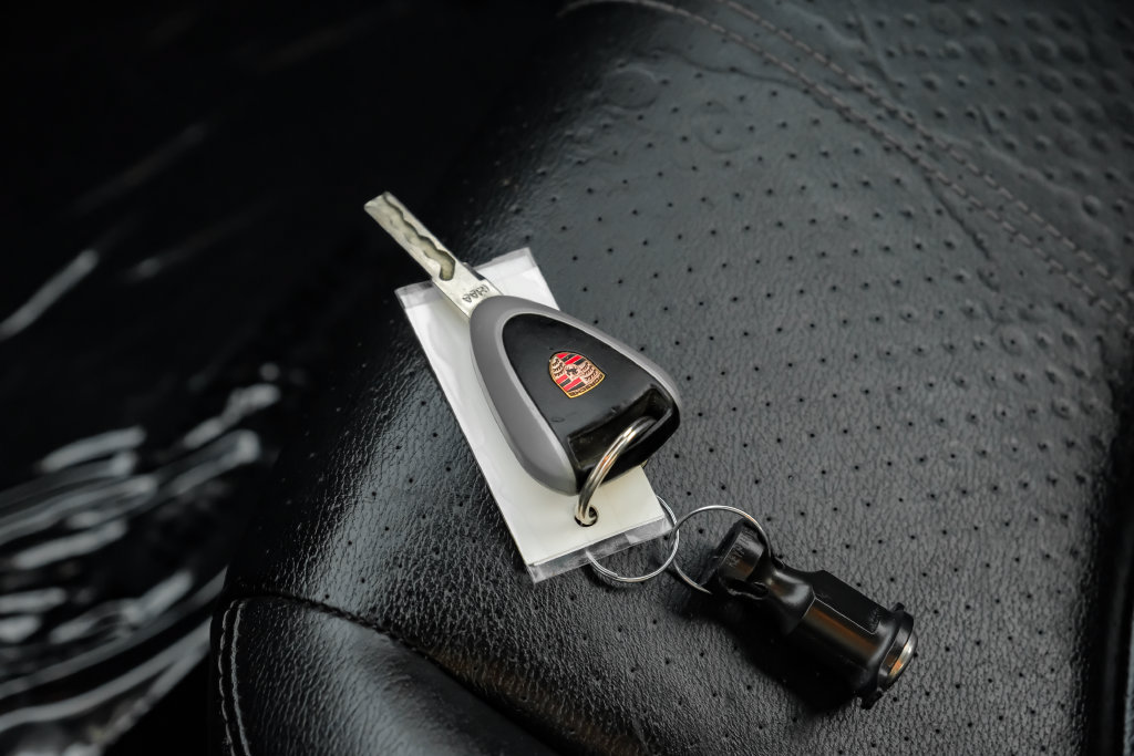 Used 2008 Porsche 911 Carrera RWD image 54