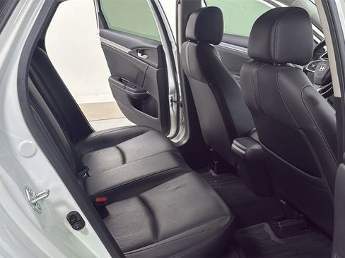 Used 2018 Honda Civic EX-L image 17