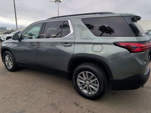 Certified 2023 Chevrolet Traverse LT FWD image 6