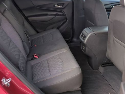 Used 2019 Chevrolet Equinox LT w/ Driver Convenience Package image 20
