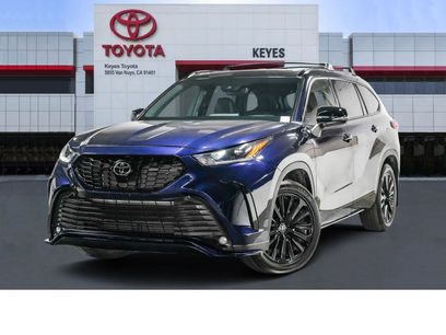 Used 2023 Toyota Highlander XSE