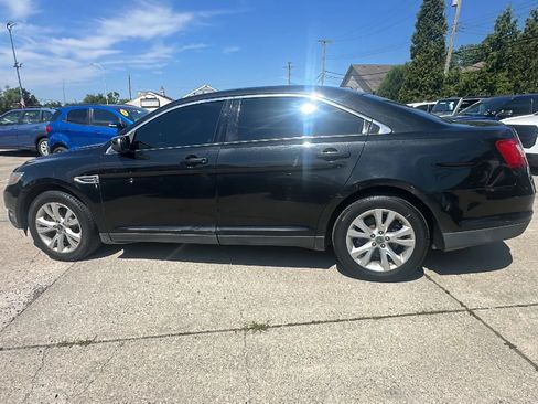 Used 2011 Ford Taurus SEL w/ 201A Rapid Spec Order Code FWD image 8