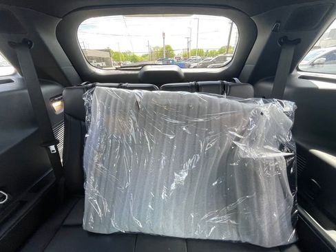 New 2026 Ford Explorer Tremor w/ Tremor Ultimate Package AWD/4WD image 23