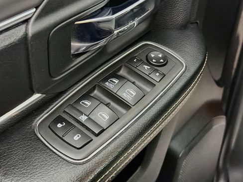 Used 2021 RAM 1500 Warlock AWD/4WD image 17