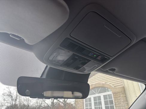 Used 2019 Honda Pilot Touring image 26